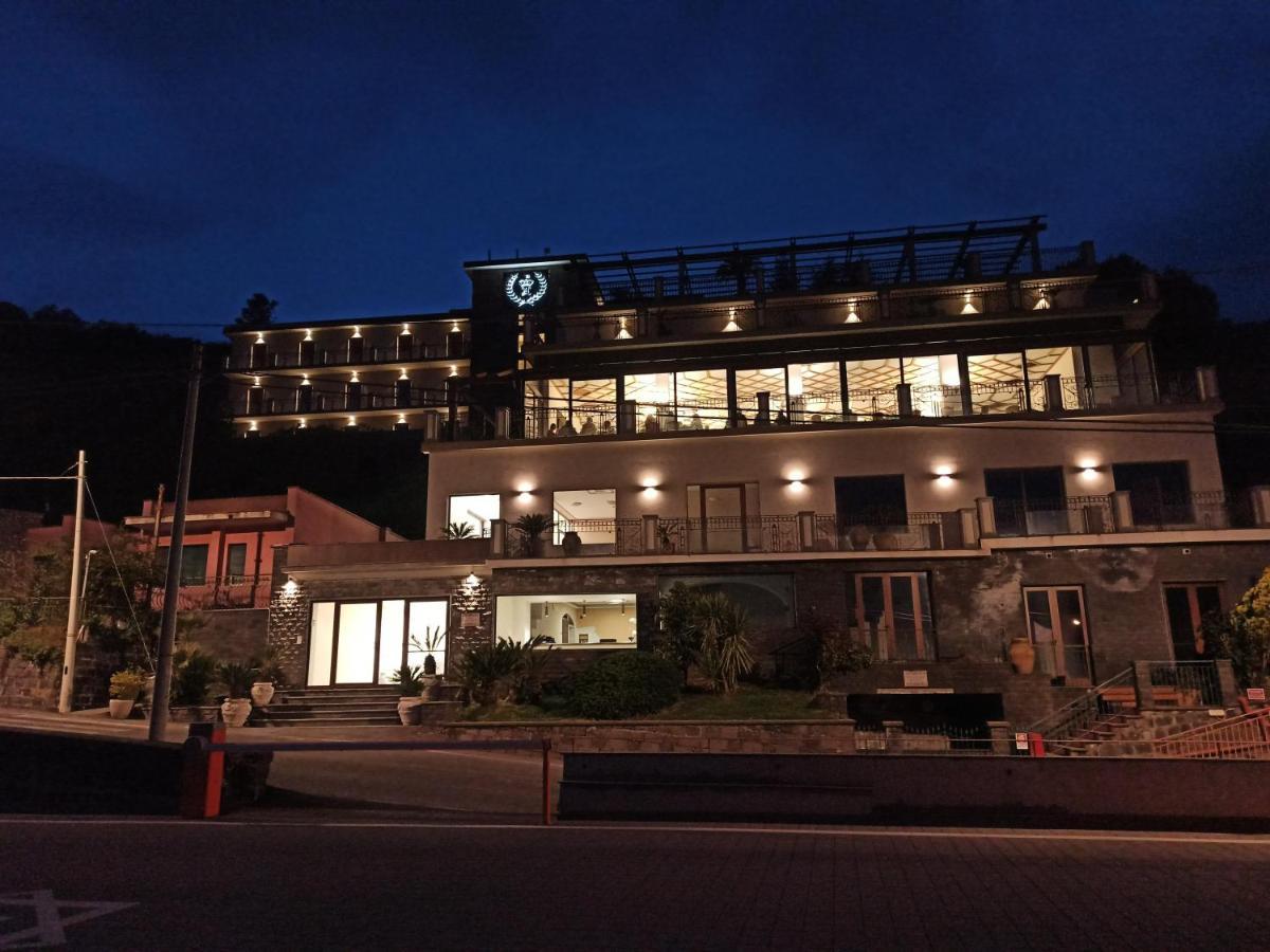 Hotel Primavera Dell'Etna Zafferana Etnea Exteriör bild
