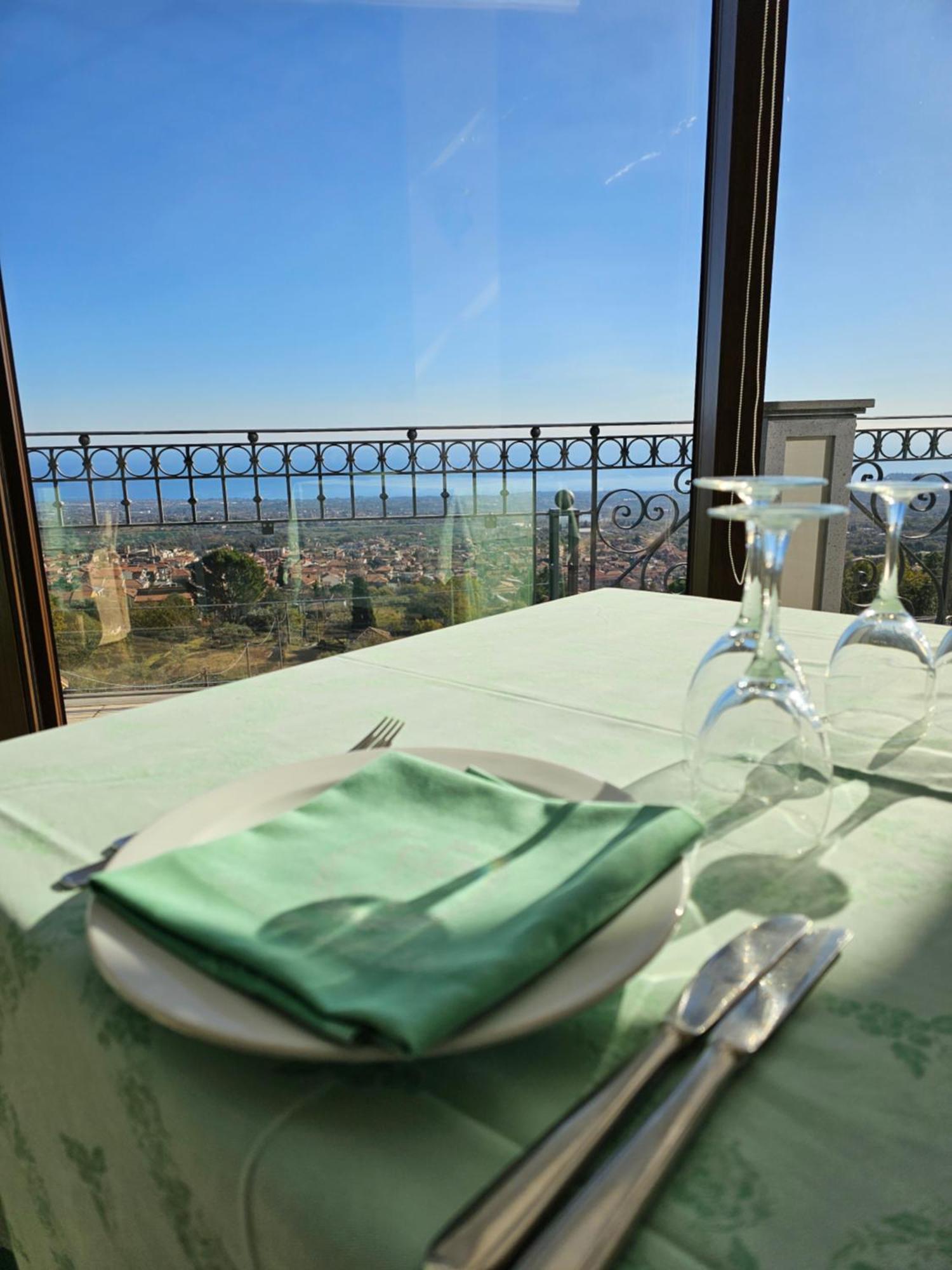 Hotel Primavera Dell'Etna Zafferana Etnea Exteriör bild