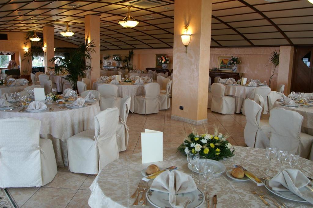 Hotel Primavera Dell'Etna Zafferana Etnea Exteriör bild