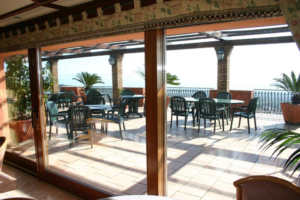 Hotel Primavera Dell'Etna Zafferana Etnea Exteriör bild