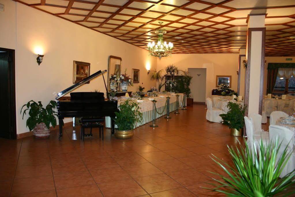 Hotel Primavera Dell'Etna Zafferana Etnea Exteriör bild